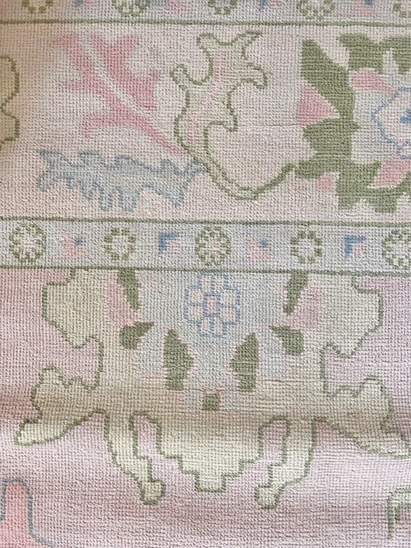 Hand knotted carpet - Image 3