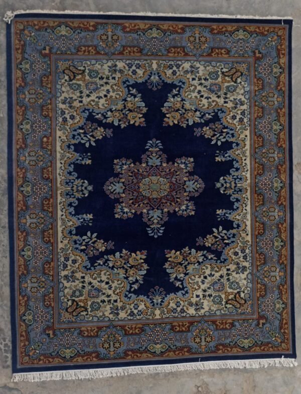 Kashmiri Wool Carpet - Image 6